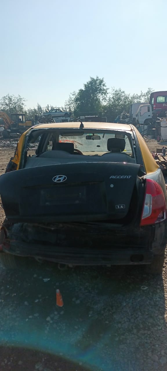  Hyundai ACCENT 2005    EN DESARME